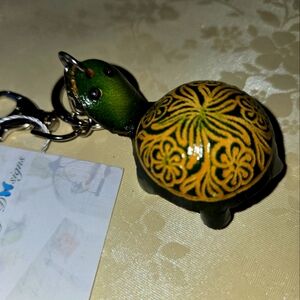 Green and Yellow Turtle Keychain.leather.handcarved